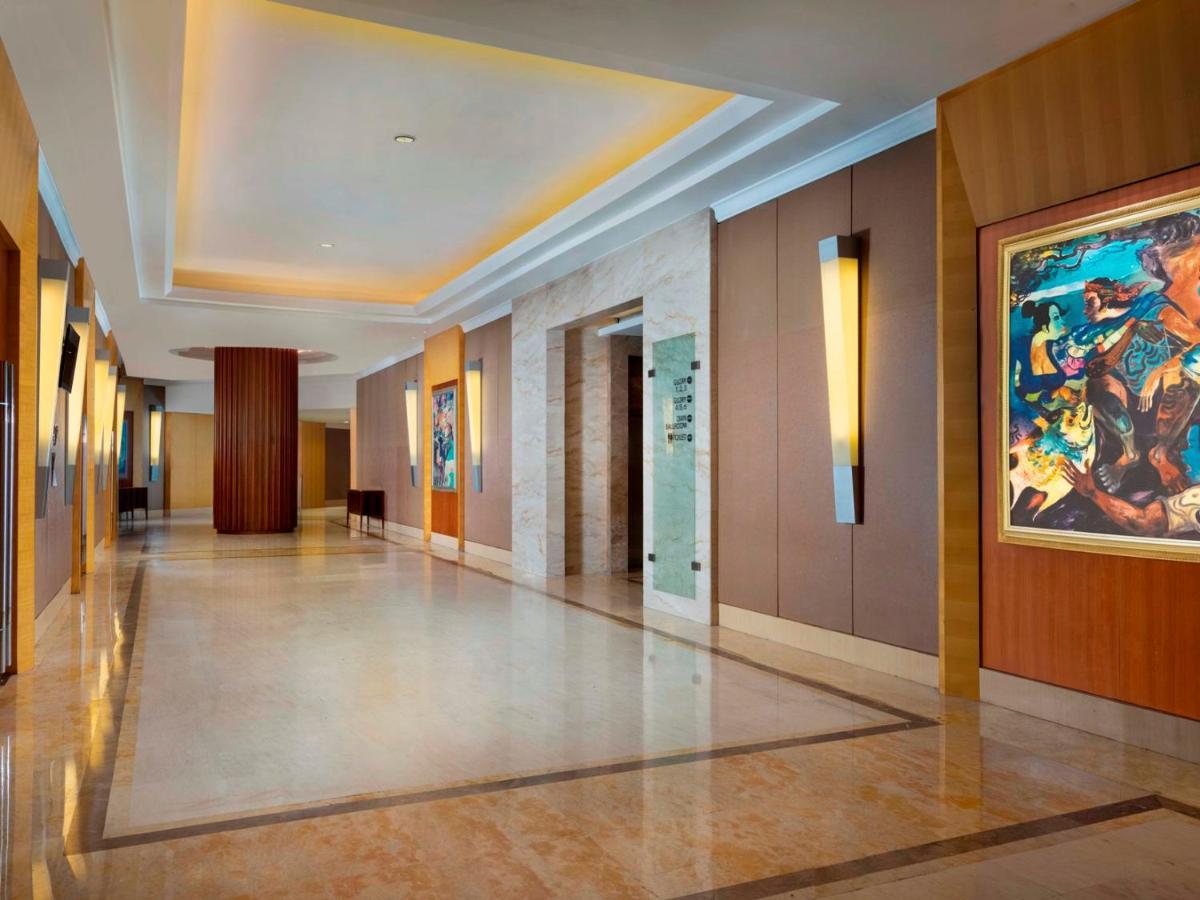 Hotel Ciputra Jakarta Managed By Swiss-Belhotel International Экстерьер фото