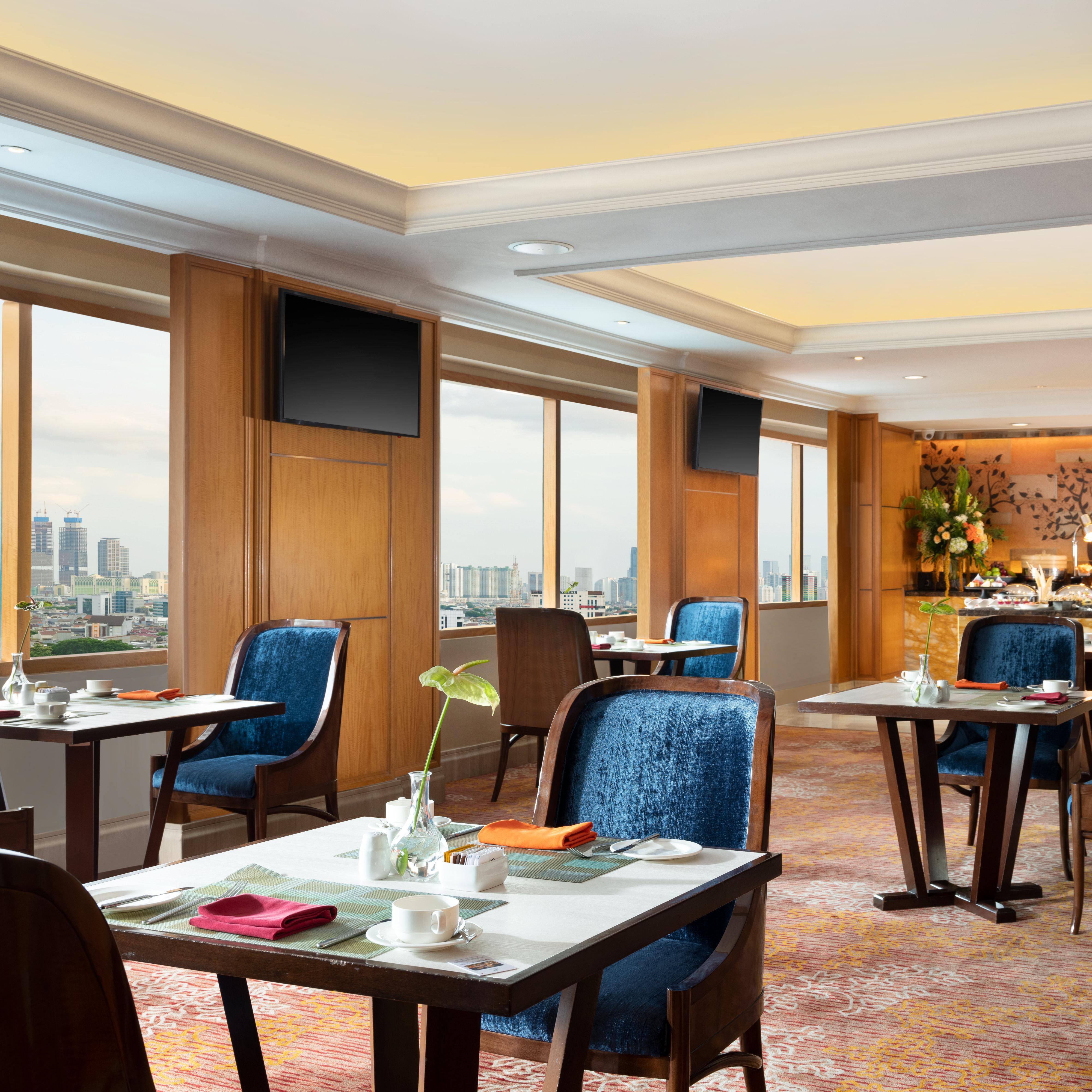 Hotel Ciputra Jakarta Managed By Swiss-Belhotel International Экстерьер фото