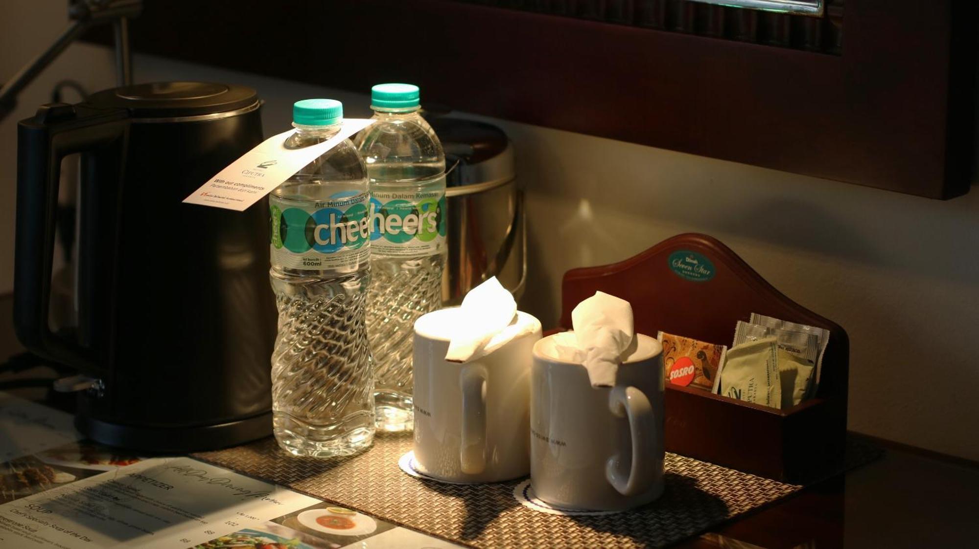 Hotel Ciputra Jakarta Managed By Swiss-Belhotel International Экстерьер фото